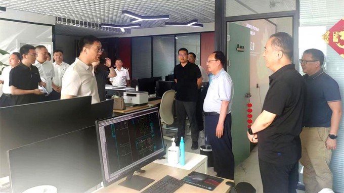 張佩峰一行調(diào)研省建筑設(shè)計(jì)院新疆分公司、省水電設(shè)計(jì)院新疆分公司